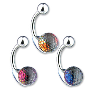 Piercing do pupíku čirá
