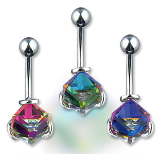 Piercing do pupíku čirá